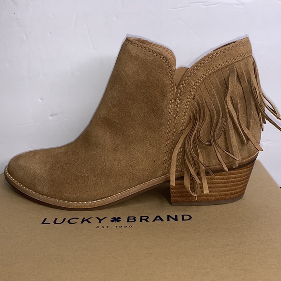 Lucky Brand Womens Freedah Closed ToeAnkle Chelsea - Picture 2 of 14